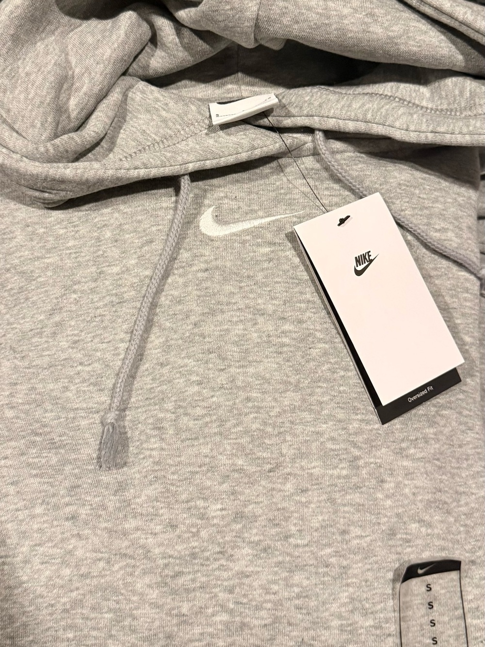 Nike Women’s Sportswear Fleece Light Gray Heather Pullover Hoodie